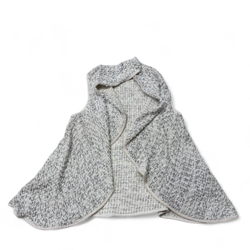 Altard State Cream Gray & White Sweater Vest‎ With Pockets